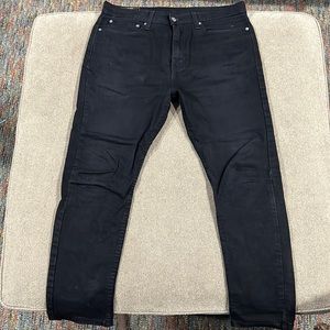 Black Levi’s 510 Jeans